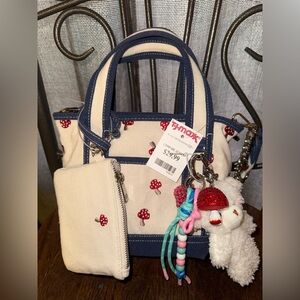 Steve Madden Mushroom mini tote